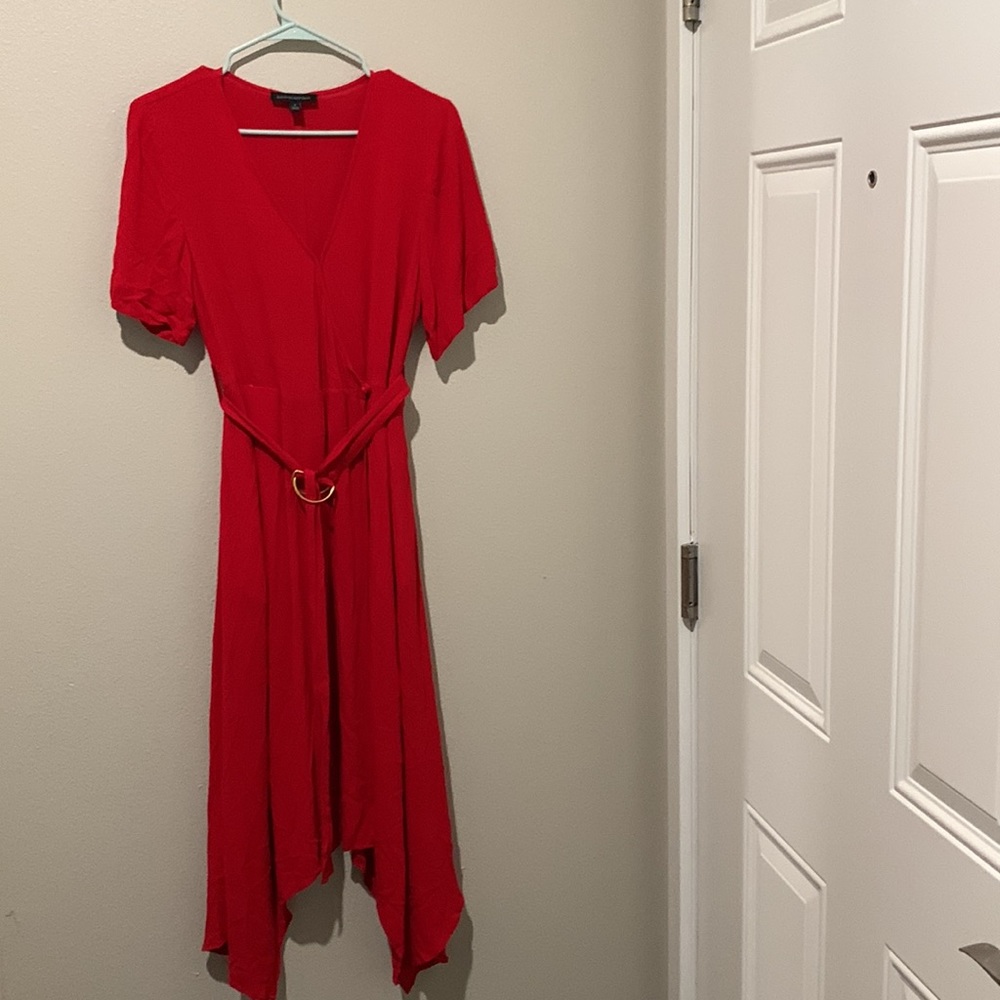 Red size 4 Banana Republic. Front closure hook & eye waist closure snap.